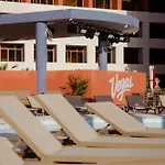 Vegas Hotel