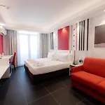 Vegas Hotel