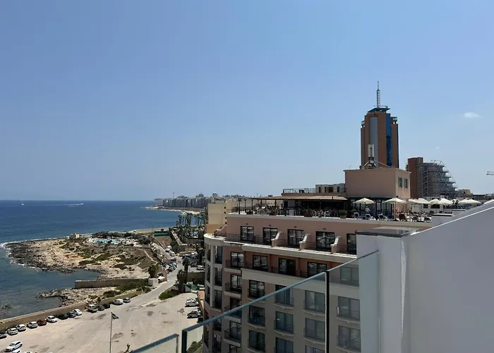 Hotel Vegas San Ġiljan