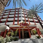 Vegas ホテル 3*
